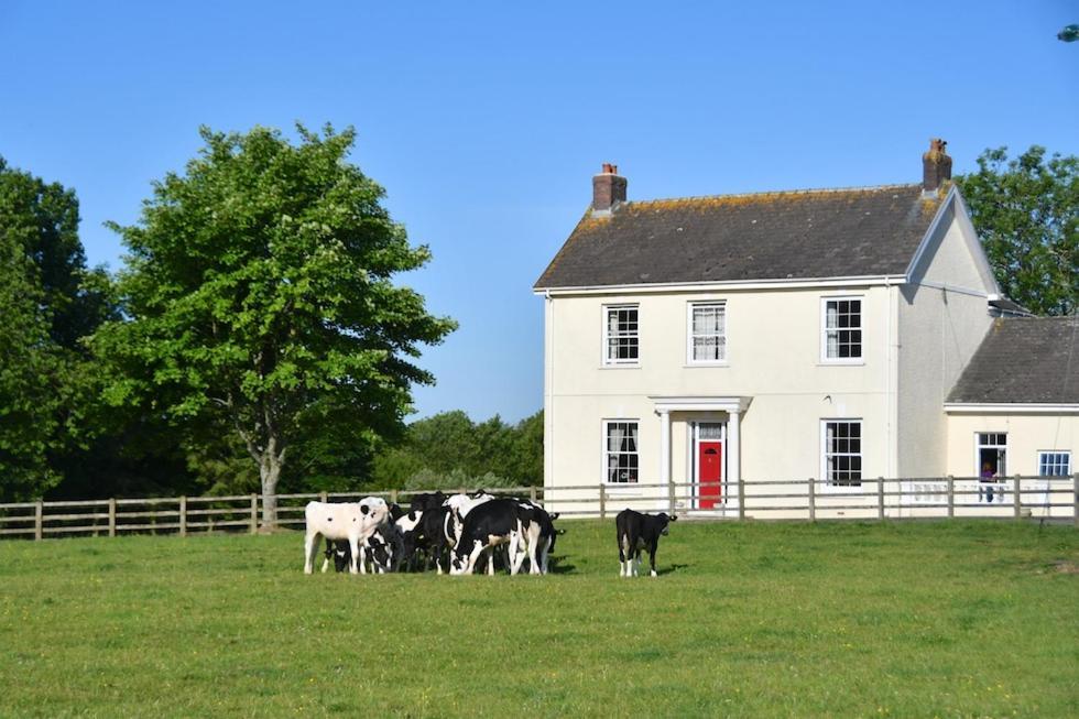 Glascoed Farmhouse Carmarthen Extérieur photo